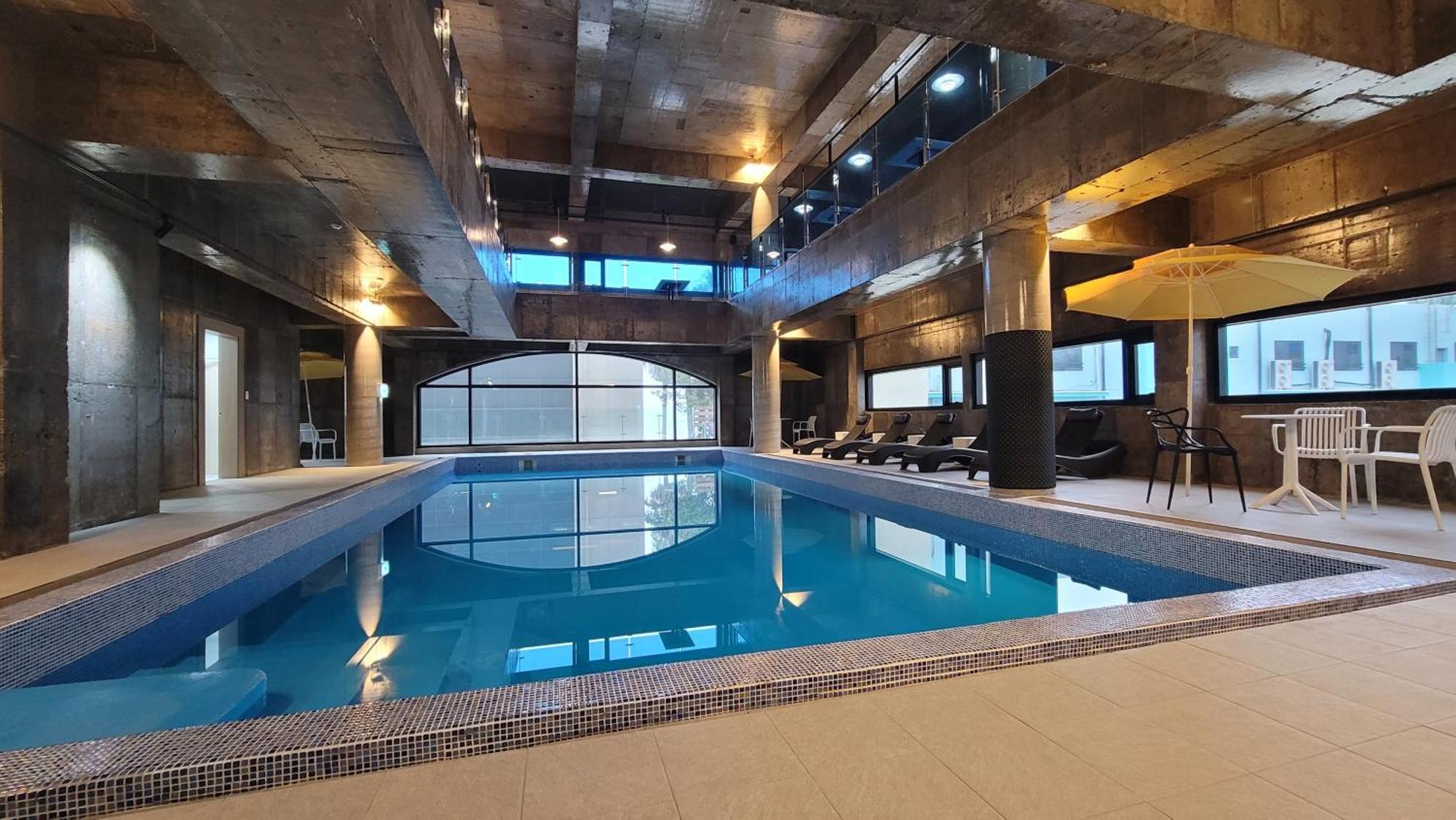 Grim Resort Чеджудо Экстерьер фото