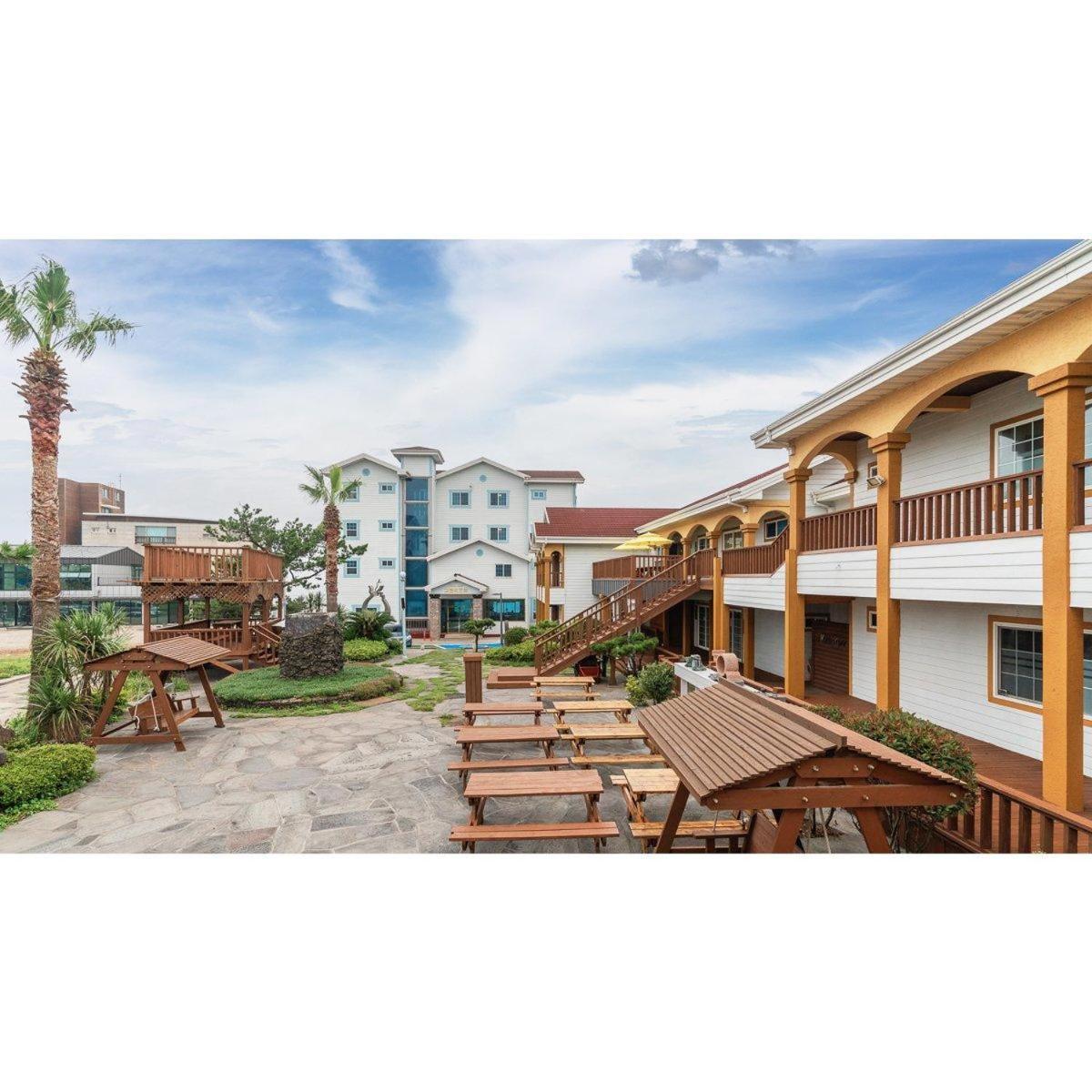 Grim Resort Чеджудо Экстерьер фото